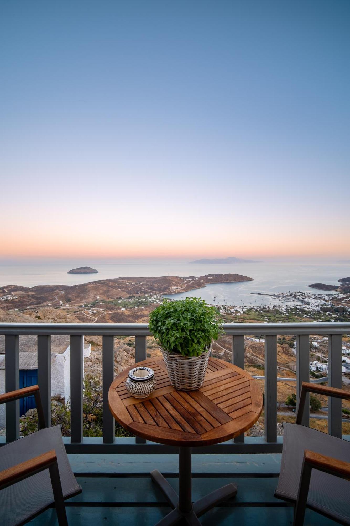 Holiday home Fos Of Serifos Town