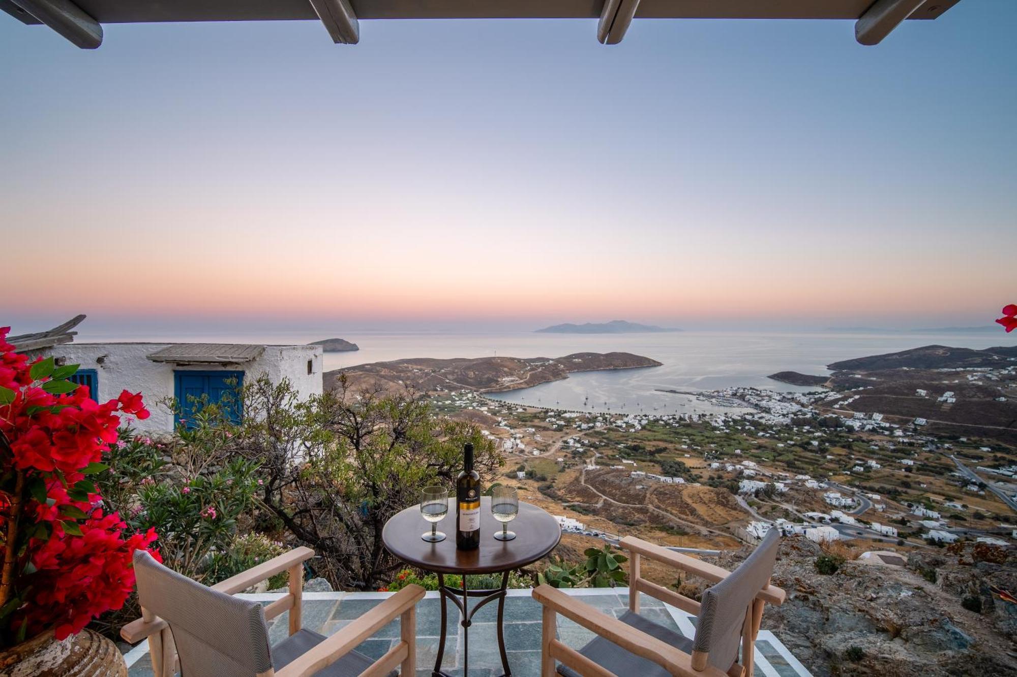 Fos Of Serifos Town