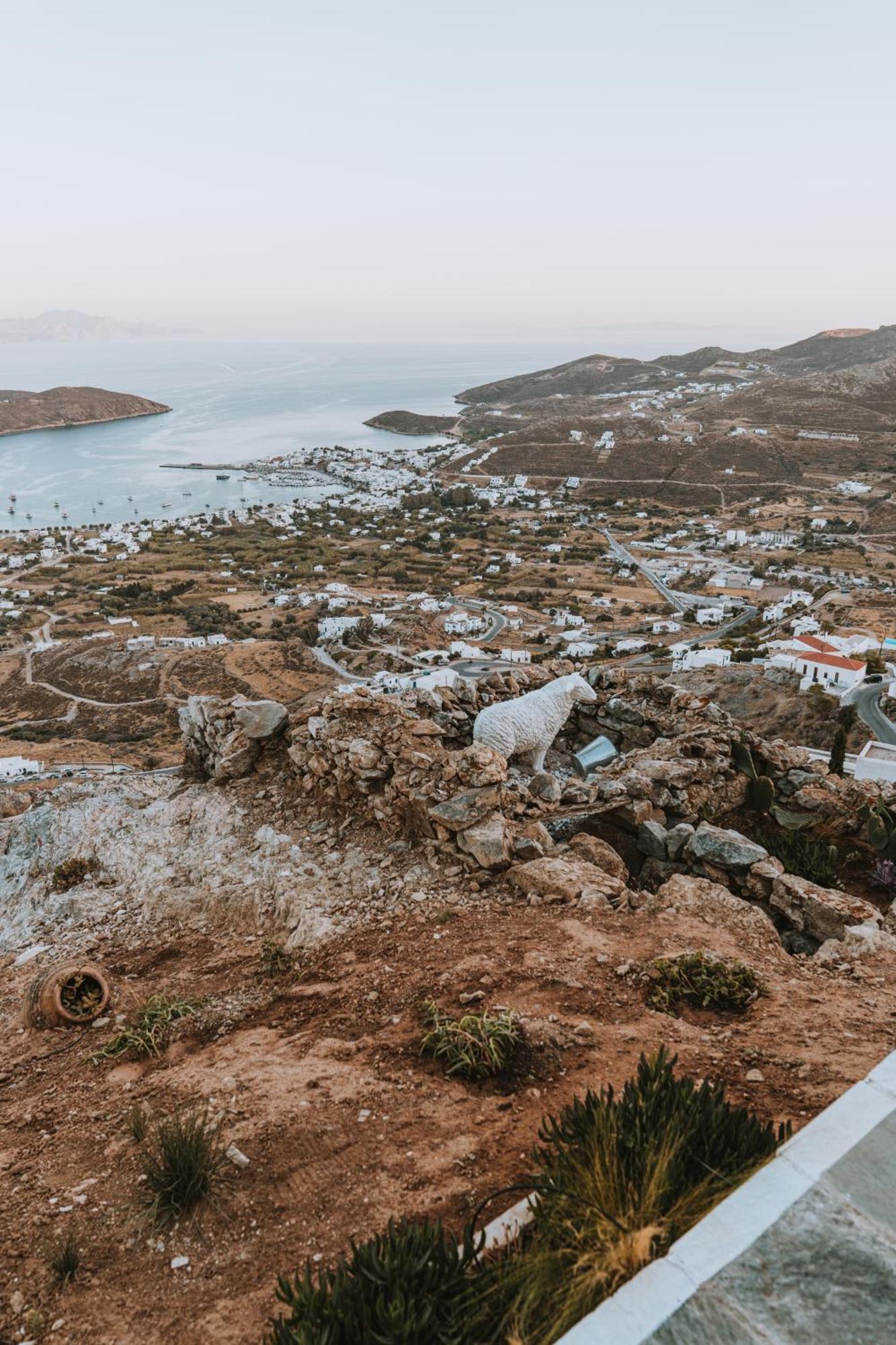 Fos Of Serifos Town